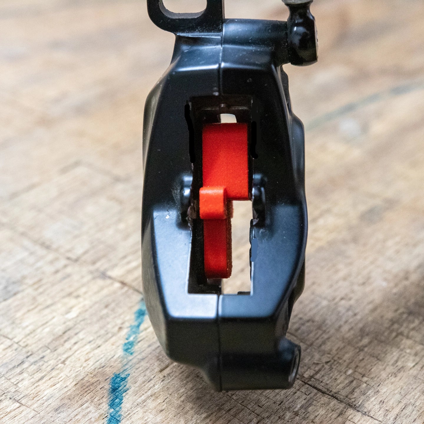 Kolben_remove-_tool_SRAM_Guide_Code_1