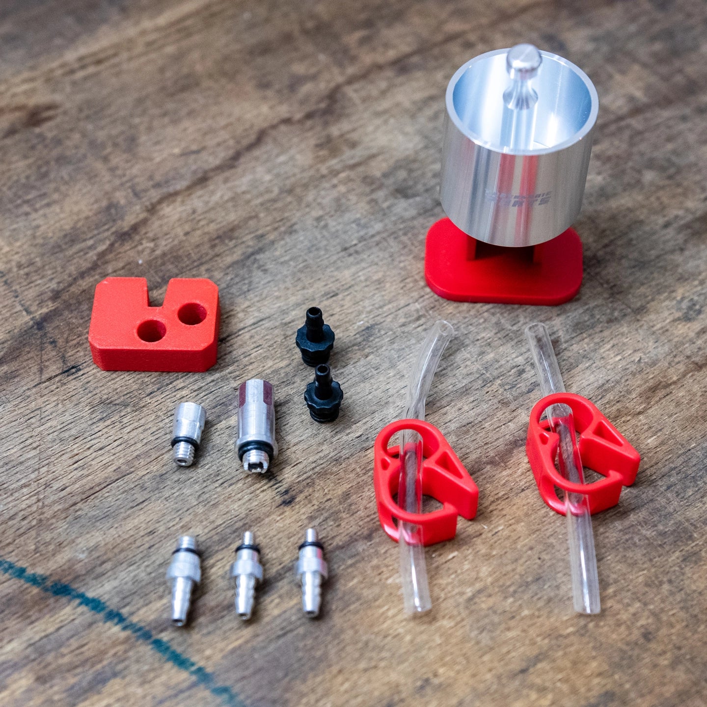 Entlueftungskoffer-Bleedkit-Entlueftungskit-Mineraloel-6_1