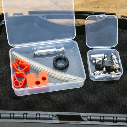 Workshop Entlüftungskoffer für Mineralöl Bremsen