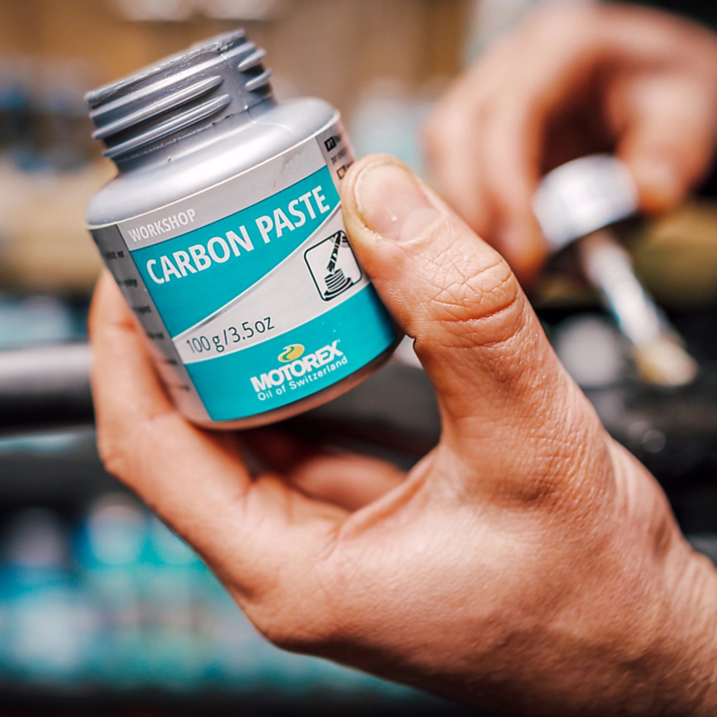 MOTOREX_Montagepaste_CARBON_PASTE_2